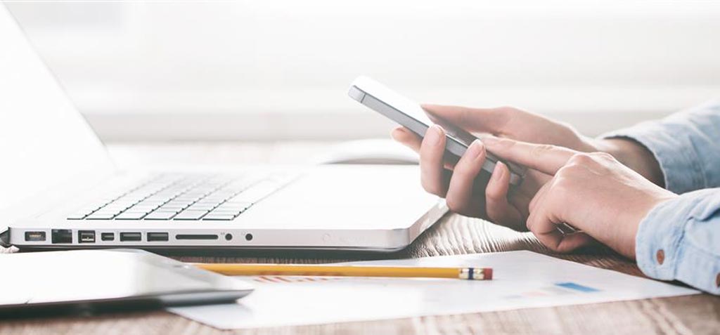 صورة الهيدر - للتواصل معنا